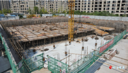 集多功能为一体，同德为邻中心加快建设，工程管理服务保驾护航